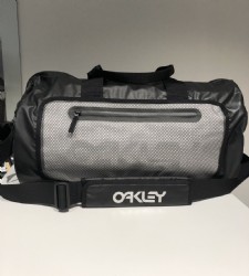 Oakley 90's Big Duffle Bag / Blackout
